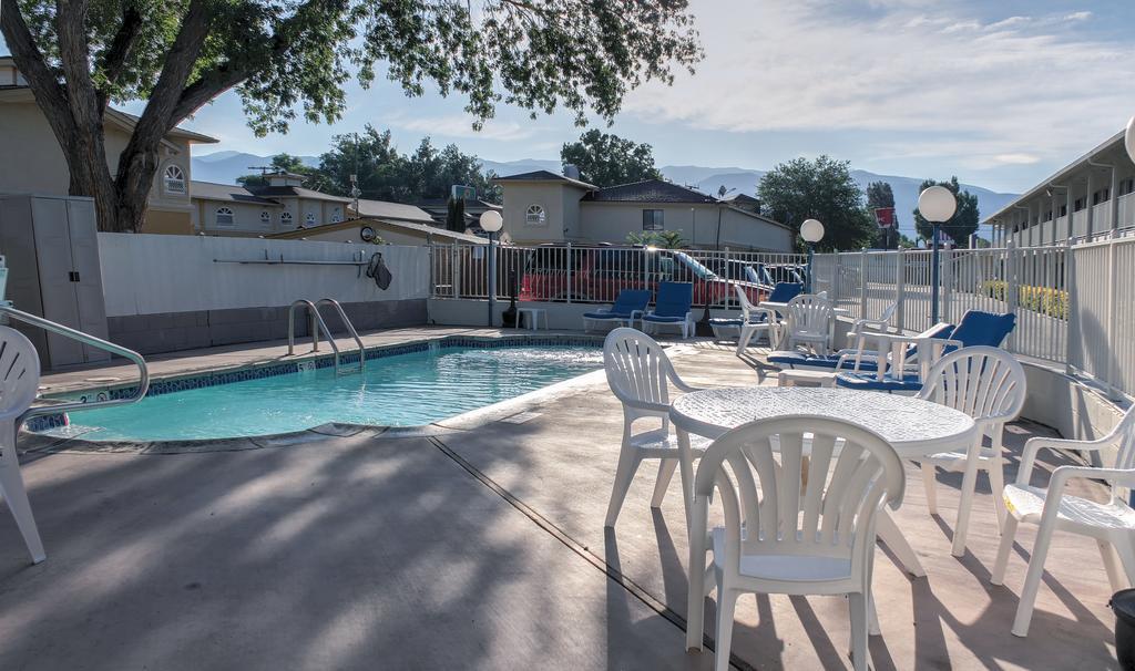 Motel 6-Bishop, Ca Екстер'єр фото