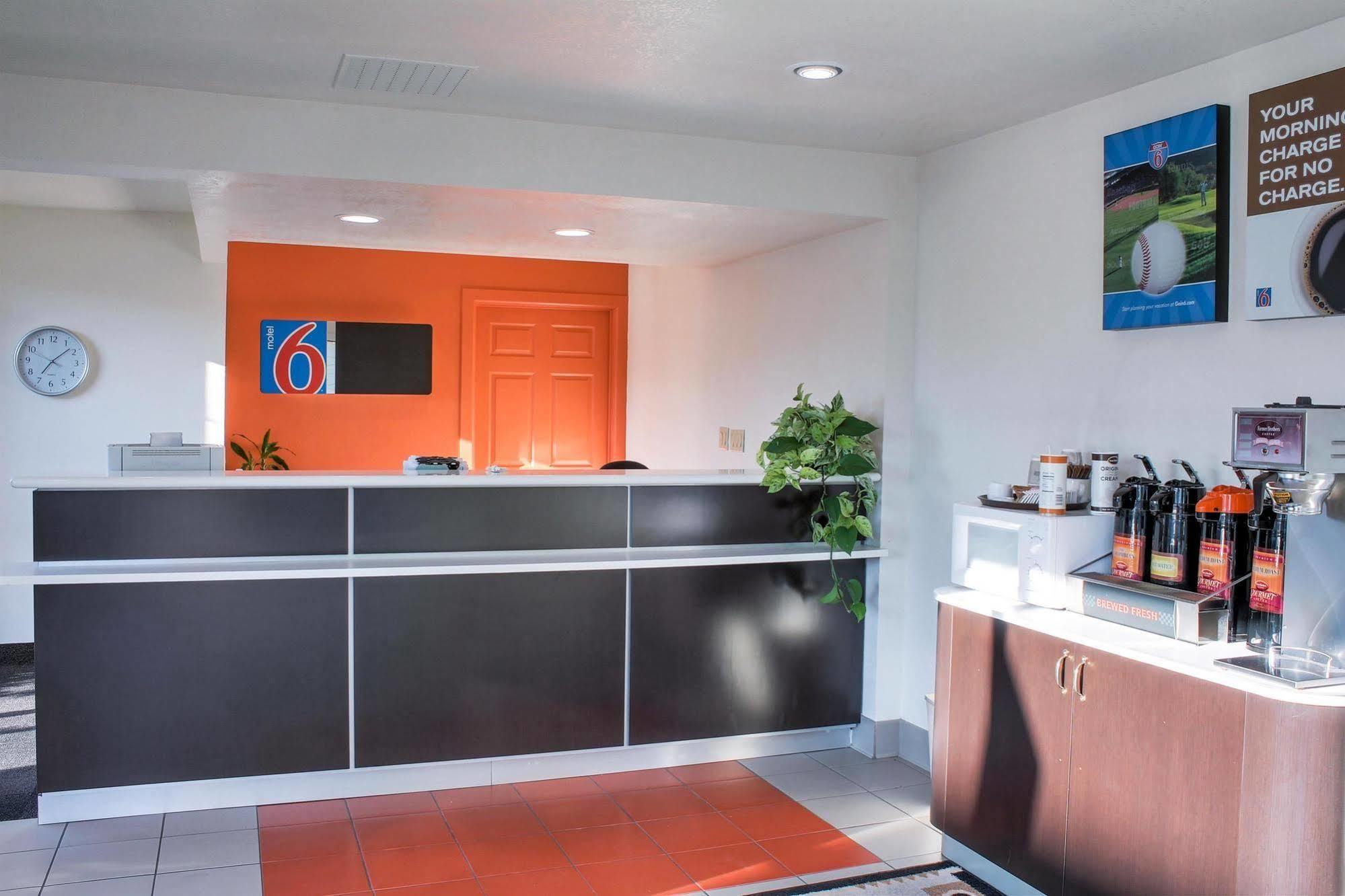 Motel 6-Bishop, Ca Екстер'єр фото