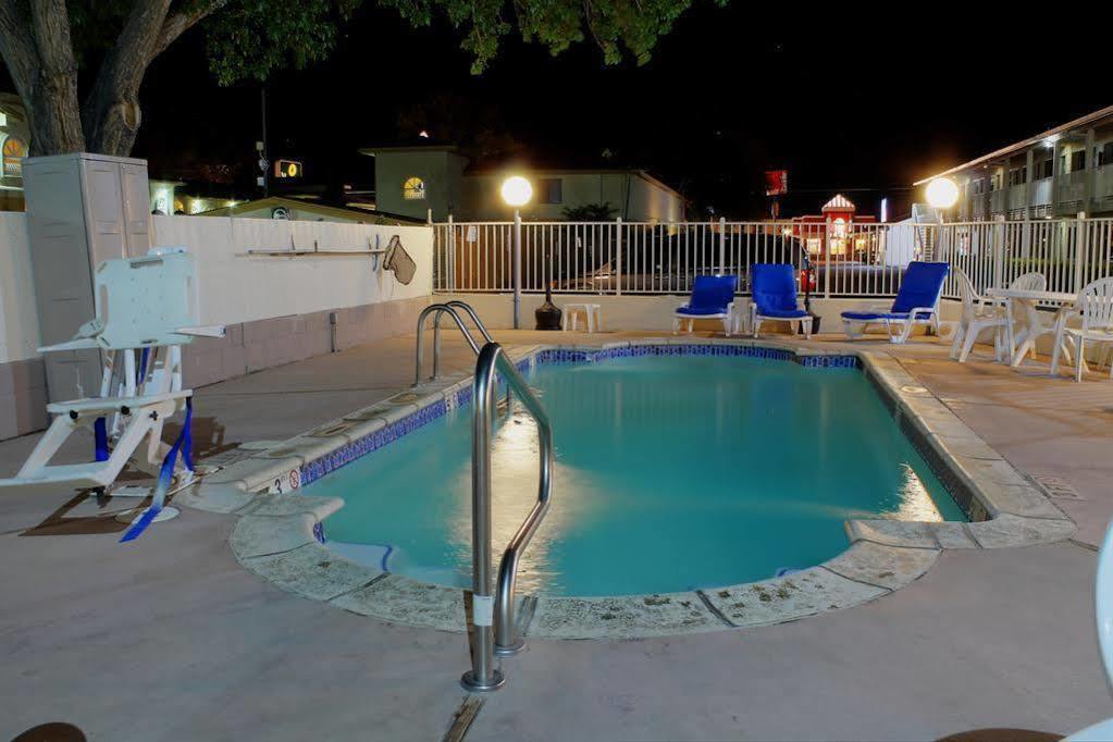 Motel 6-Bishop, Ca Екстер'єр фото